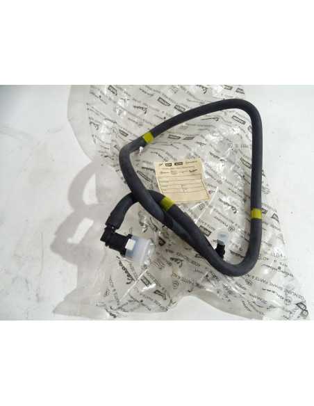 Durite d'essence PIAGGIO LX 125 677406 État Neuf