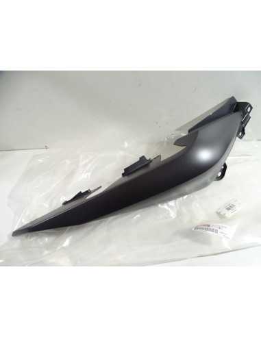 Flanc de selle droit YAMAHA X-MAX 300 - 2018/2022 - BL1-F1731-00-P0 État Neuf