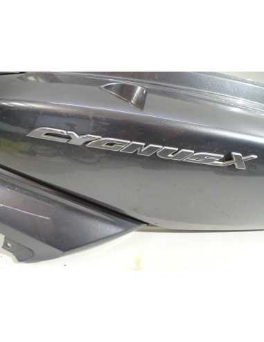 Flanc de selle gauche YAMAHA CYGNUS X 125 - 2014 -