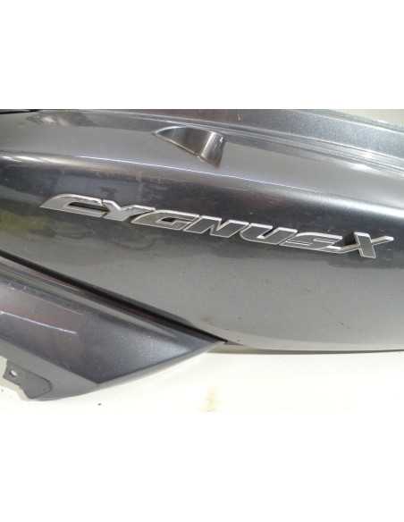 Flanc de selle gauche YAMAHA CYGNUS X 125 - 2014 -