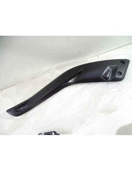 Cache latéral gauche YAMAHA X-MAX 125 - 2011 - 37P-F1716-00-P0 État Neuf