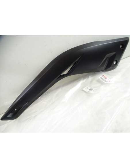 Cache latéral gauche YAMAHA X-MAX 125 - 2011 - 37P-F1716-00-P0