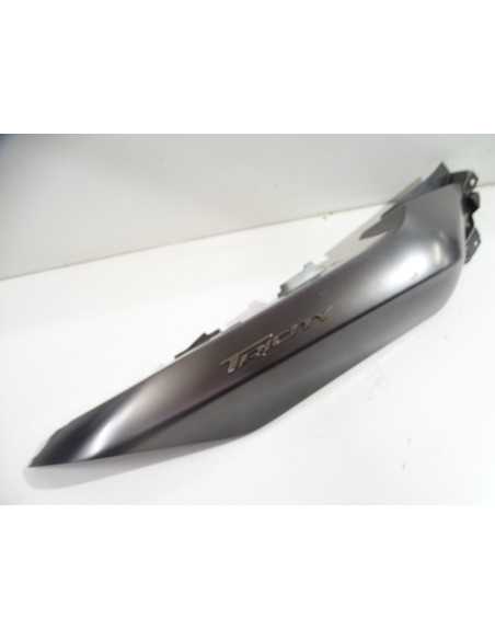 Flanc de selle droit YAMAHA TRICITY 300 - 2020 - BX9-F1741-00 Occasion