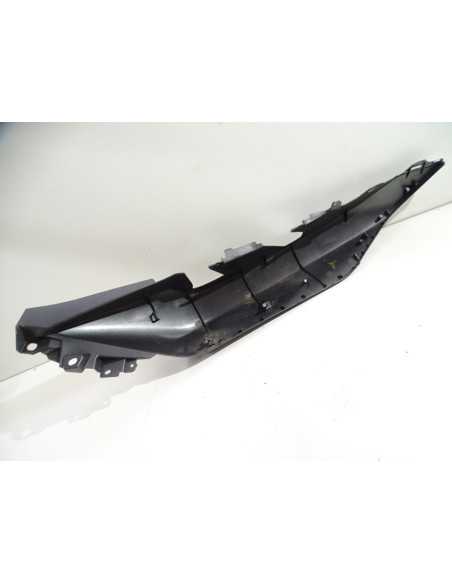 Flanc de selle droit YAMAHA TRICITY 300 - 2020 - BX9-F1741-00