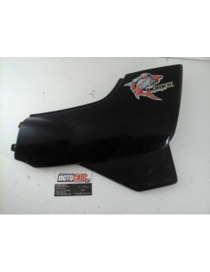 Flanc de selle droit HONDA CB SEVEN FIFTY 750 - 1991 - 83600-MW3-6700