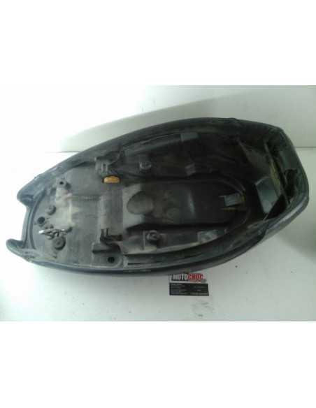 Selle PEUGEOT BUXY 50 - Occasion - état moyen