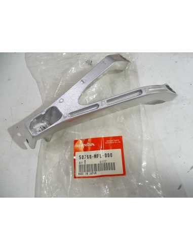 Platine repose-pied arrière gauche HONDA CB1000R - 2009 - 50760-MFL-000