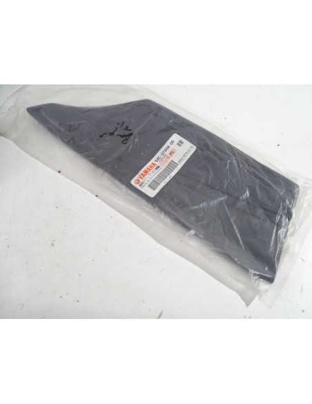 Tapis de marche-pied droit YAMAHA T-MAX 530 - 2012/2016 - 59C-27494-00 État Neuf