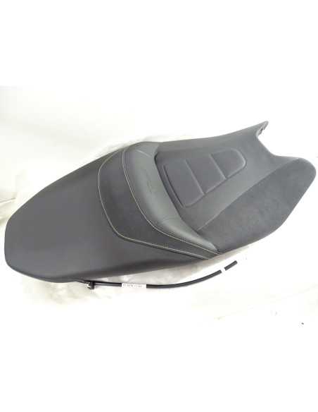 Selle YAMAHA T-MAX 560 - 2021 - BC3-24730-33 État Neuf