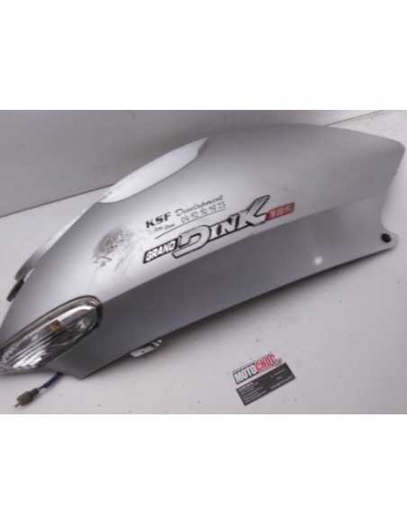 Flanc de selle droit KYMCO GRAND DINK 125 - 2003 - 83500-KKC4-9000
