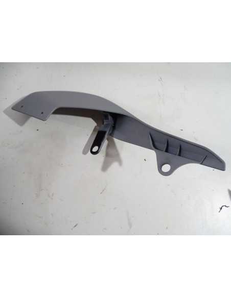 Flanc de selle gauche YAMAHA MT07 700 - 2022 - BAT-21711-00