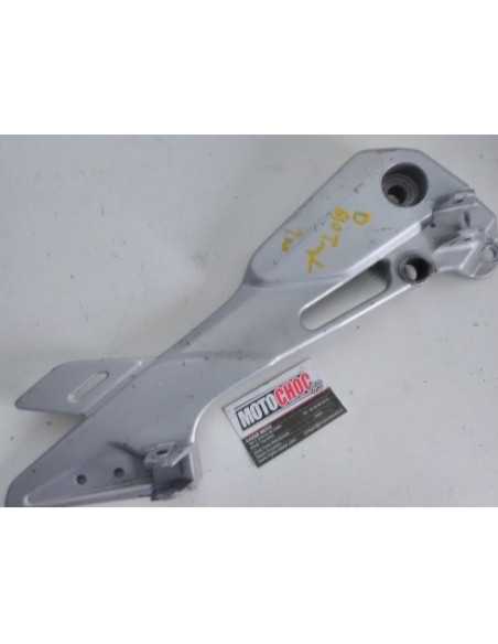 Platine repose-pied droit HONDA TRANSALP 650 XLV - 2000 - 50615-MCB