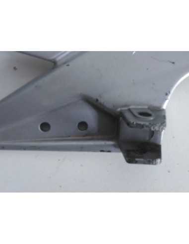 Platine repose-pied droit HONDA TRANSALP 650 XLV - 2000 - 50615-MCB