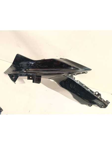 Flanc de carénage gauche YAMAHA R3 300 - 2020 - BS7-F172G-00 Occasion