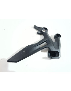 Platine repose-pied avant droit KTM DUKE 790 - 2020 - 64103039010 Occasion