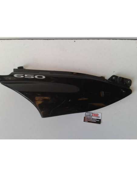 Flanc de carénage droit SUZUKI FREEWIND 650 - 47111-04F0
