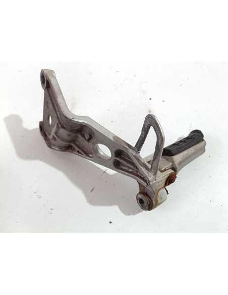 Platine repose-pied arrière droit HONDA NSR 125 JC22 - 2003 - Occasion