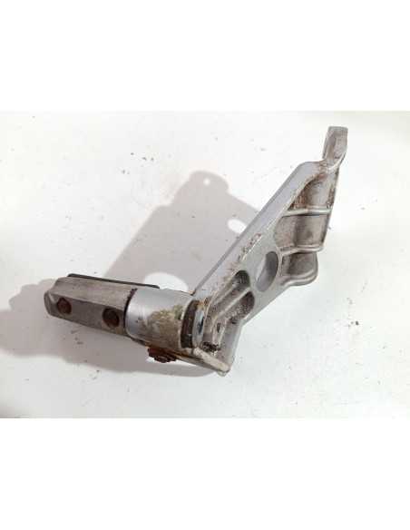 Platine repose-pied arrière droit HONDA NSR 125 JC22 - 2003