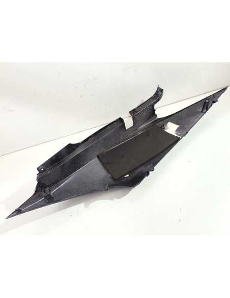 Flanc de selle droit HONDA SILVER WING 600 - 2011