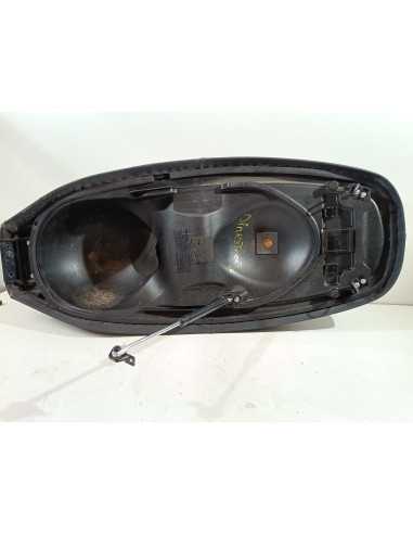 Selle KYMCO DINK STREET 300 - 2010/2014 - 77201-lea7-e000