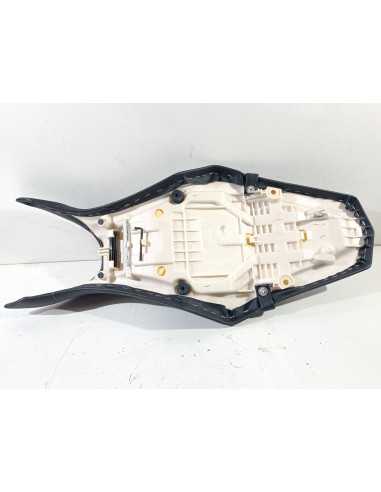 Selle YAMAHA MT09 - 2013/2015 - 1RC État Neuf