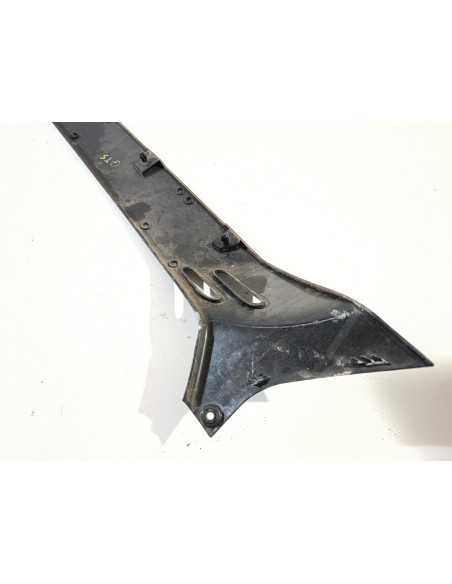 Bas de caisse arrière gauche VESPA GTS 125 - 2005/ - 621137