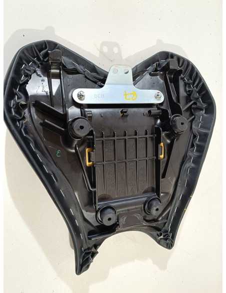 Selle avant YAMAHA R7 700 - 2022 - BEB-24710-00