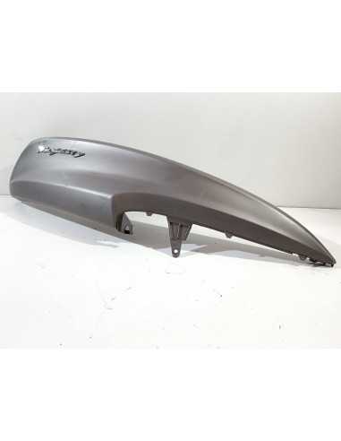 Flanc de selle droit YAMAHA MAJESTY 400 - 2011 - 34B-21721-00 -