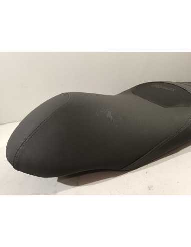 Selle YAMAHA X-MAX 125 - 2017 - B74-F4730-00