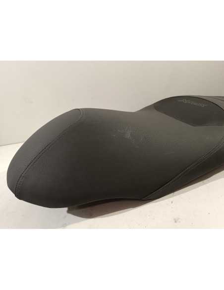 Selle YAMAHA X-MAX 125 - 2017 - B74-F4730-00