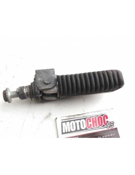 Repose-pied droit SUZUKI BANDIT 1200 GV75A - 1995-1999