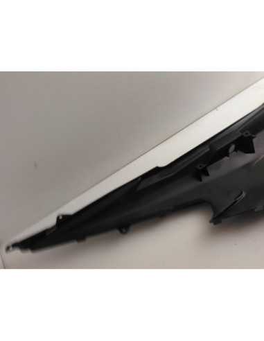 Flanc de selle droit SUZUKI BURGMAN 400 - 2009 - 47111-05H00