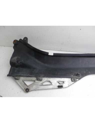 Flanc de selle droit SUZUKI GSXF 750 - 1989-1995 - Occasion