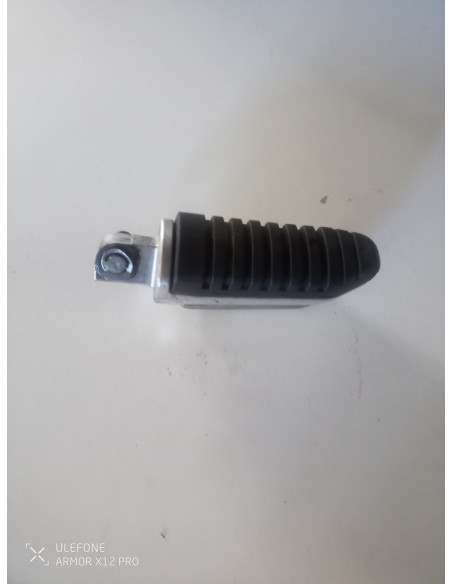 Repose-pied arrière droit SUZUKI GSXF 650 - 2008/2015 - Occasion