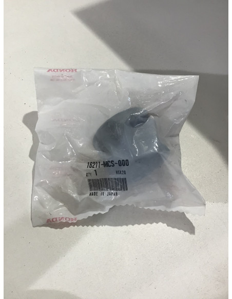 Pipe d'admission HONDA PAN EUROPEAN 1300 - 2002/2005 - 1611-MCS-000 État Neuf Pipe d'admission HONDA PAN EUROPEAN 1300 - 2002/2005 - 1611-MCS-000 État Neuf