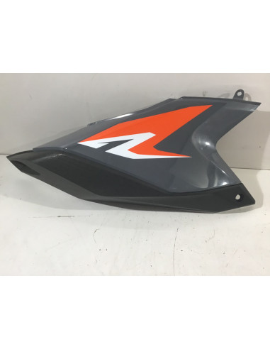 Flanc de selle arrière droit KTM SMC R 690 - 2021 - 769.08.042.200 Occasion