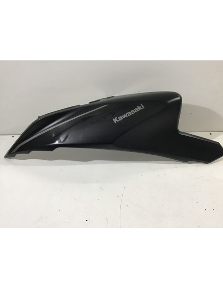 Couvre réservoir avant gauche KAWASAKI VERSYS 650 - 2022 - 55028 0811 Occasion