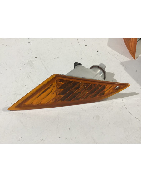 Clignotant avant gauche BMW K1200GT 1200 - 2007 - 6313-7688167 Occasion Clignotant avant gauche BMW K1200GT 1200 - 2007 - 6313-7688167 Occasion