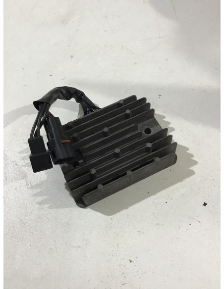 Régulateur SUZUKI BANDIT 1250 - 2008/2009 - 32800-18810-RX0 Occasion Régulateur SUZUKI BANDIT 1250 - 2008/2009 - 32800-18810-RX0 Occasion