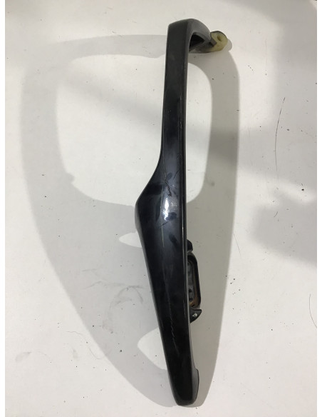 Poignée passager droit SUZUKI BURGMAN EXECUTIVE 650 - 2005 - Occasion