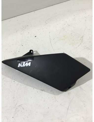 Flanc de réservoir avant gauche KTM DUKE 790 - 2017/2019 - 641.08.070.000 Occasion