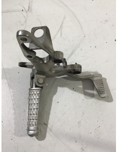 Platine repose-pied avant droit TRIUMPH SPEED TRIPLE 955 955i - 1999/2004 - Occasion 2