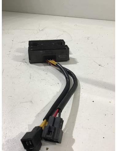 Régulateur TRIUMPH SPEED TRIPLE 955 955i - 1999/2004