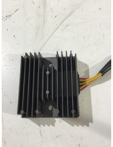 Régulateur TRIUMPH SPEED TRIPLE 955 955i - 1999/2004