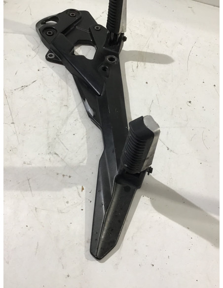 Platine repose-pied droit YAMAHA XJ6 600 - 2016 -