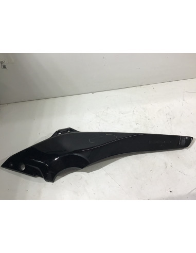 Flanc de selle arrière gauche YAMAHA T-MAX 560 - 2022 - BBW-21741-00 Occasion