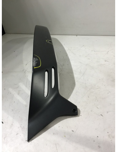 Cache latéral gauche VESPA GTS 300 - 2005 - 621137