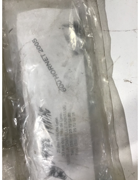 Passage de roue HONDA HORNET 600 - 2005