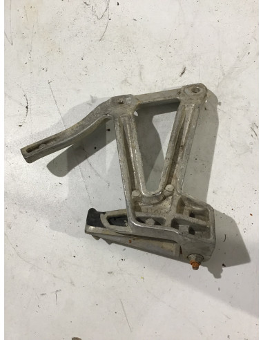 Platine repose-pied arrière gauche YAMAHA FAZER 600 - 1999/2001 - Occasion