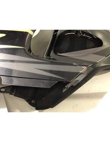 Cache latéral arrière droit SUZUKI HAYABUSA 1300 - 2008/2017 - 47211-15h Occasion